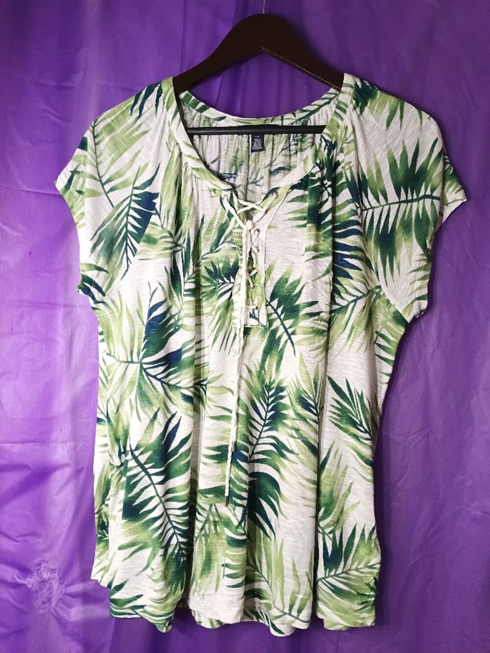 Chaps Women's Floral Printed Blouse Size Large 100% cotton